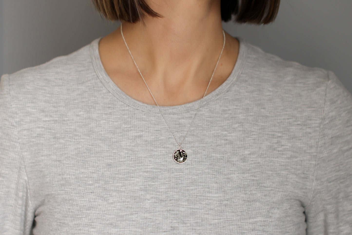 Real Queen Anne’s Lace Circle Necklace in Black and Silver - Handmade Resin and Flower Necklace
