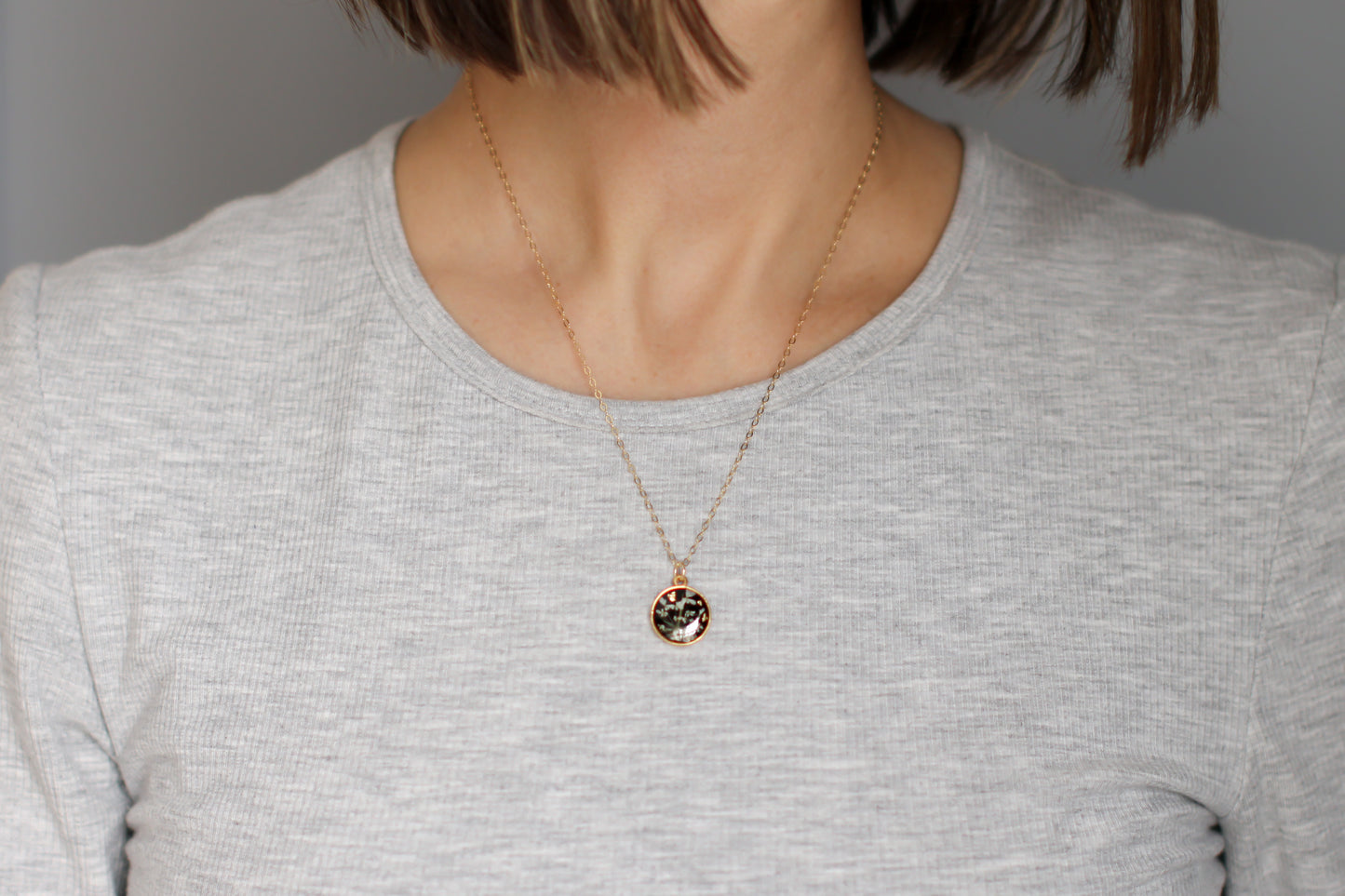 Real Queen Anne’s Lace Circle Necklace in Black and Gold - Handmade Resin and Flower Necklace