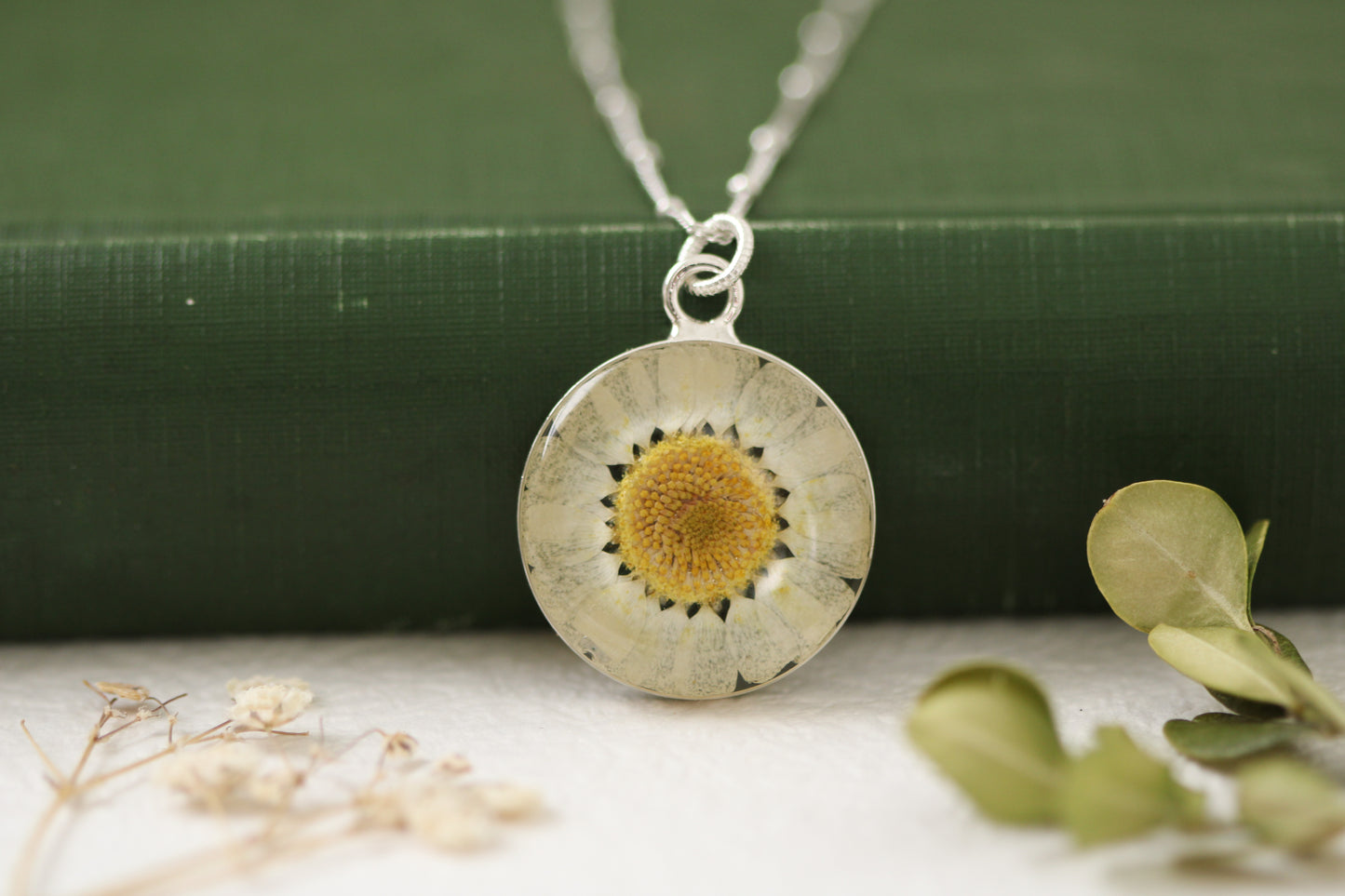 Silver Chrysanthemum Circle Necklace