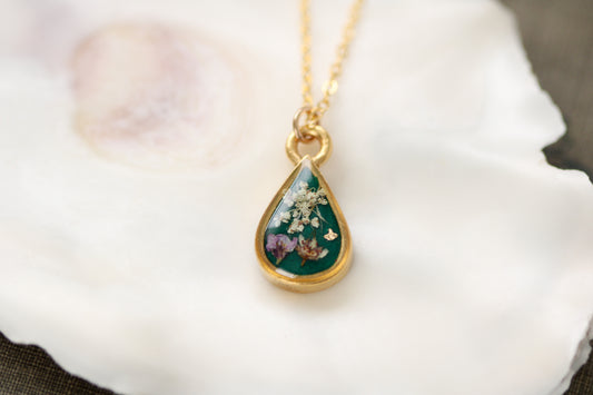 Gold and Dark Green Mini Teardrop Necklace with flowers
