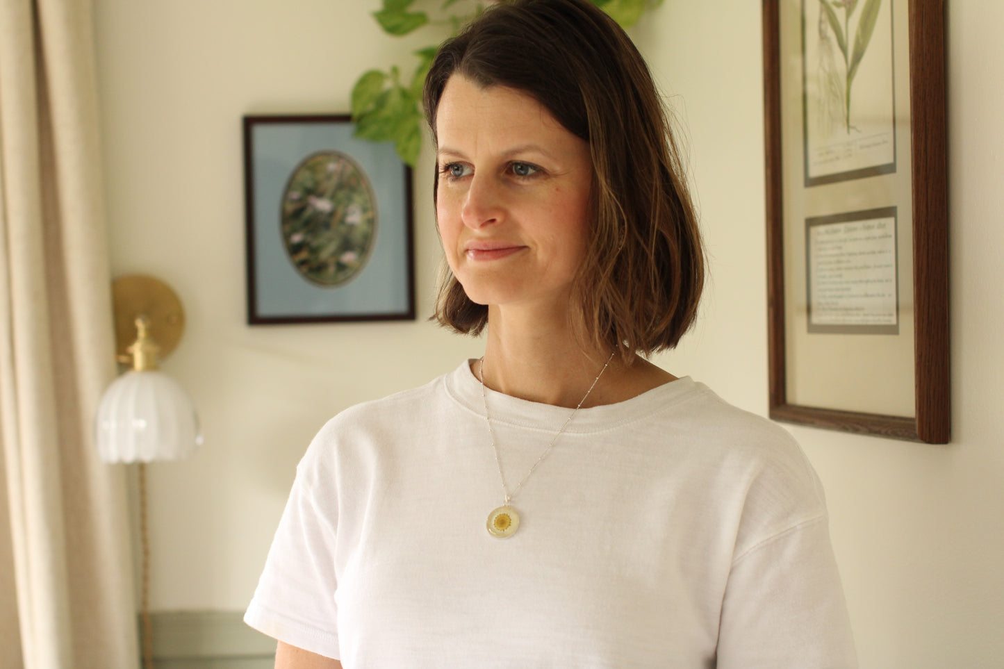 Silver Chrysanthemum Circle Necklace