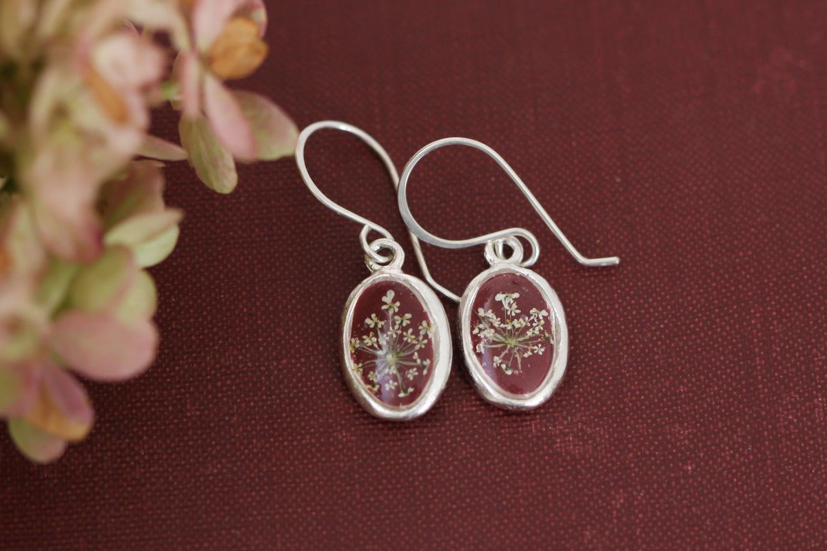 Burgundy Queen Anne’s Lace Tiny Oval Earrings in Silver- Real Flowers in Resin Handmade Earrings