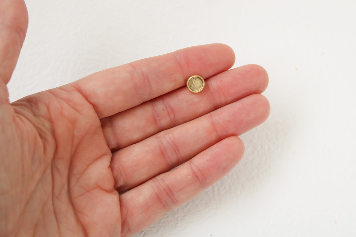 Custom Gold Preservation Earrings -- Choose Your Shape -- | Handmade Custom Resin Jewelry with your Flowers, Ashes, Pet Hair