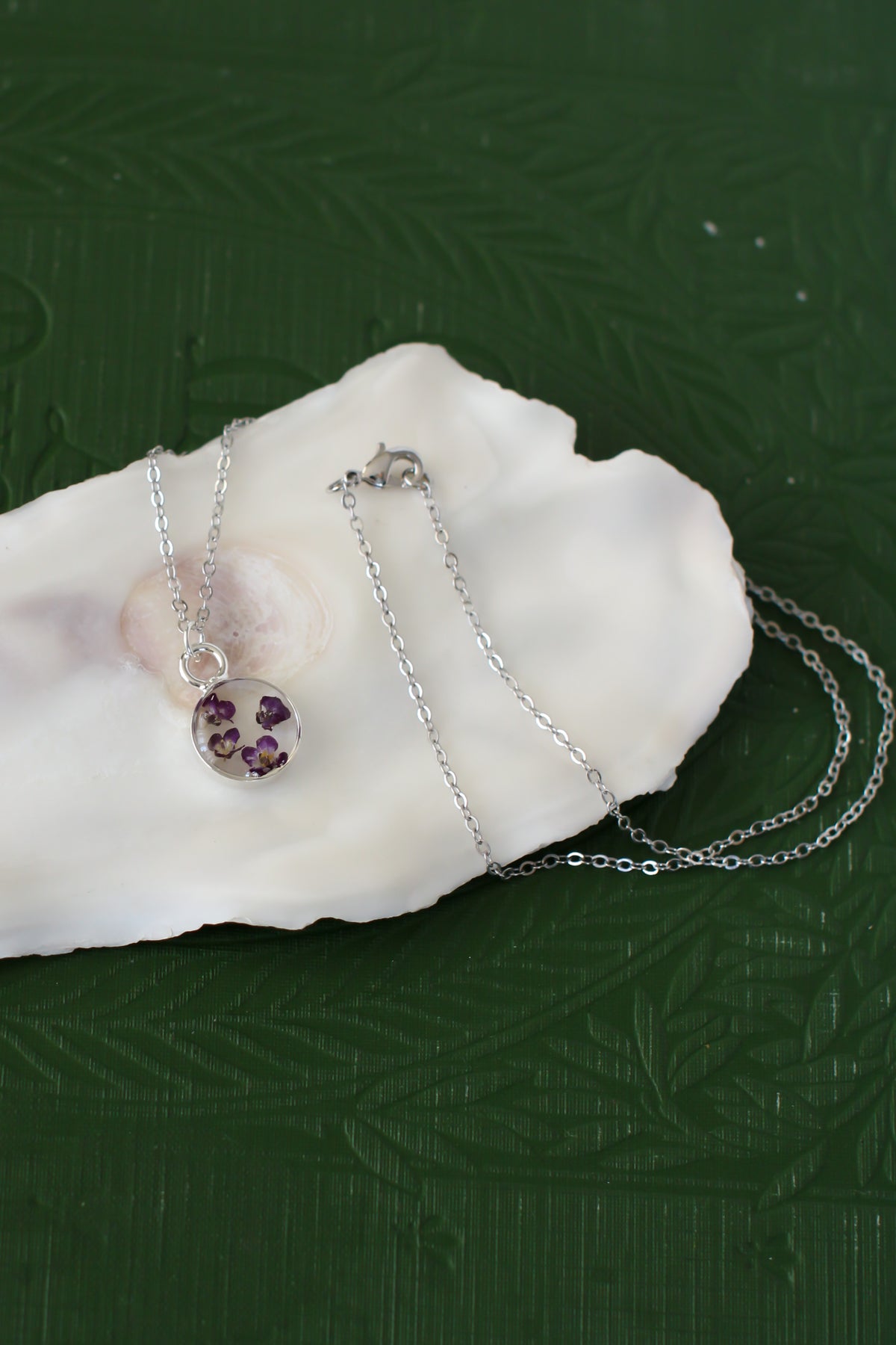 Silver Mini Circle Necklace with Purple Flowers