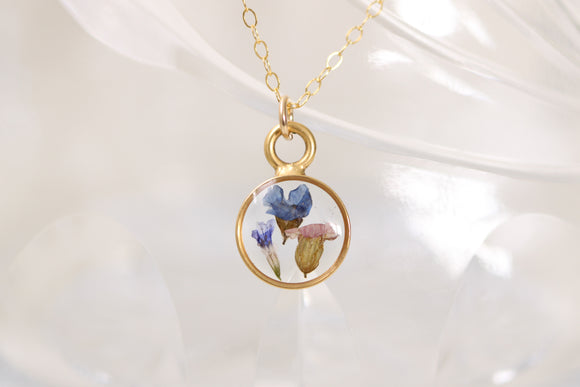 Gold Mini Circle Necklace with Blue Flowers
