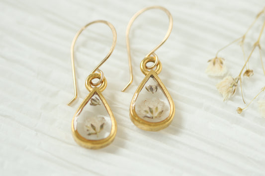 Gold Mini Teardrop Earrings with White Flower