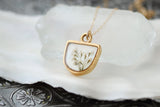 Queen Anne’s Lace Half Oval Necklace in Gold