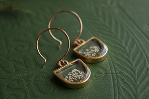 Queen Anne’s Lace Gold Dangle Earrings